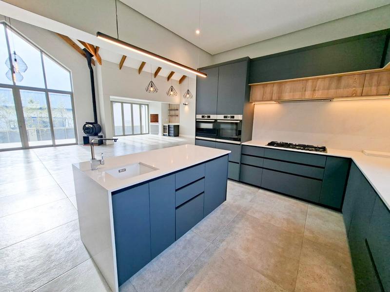 4 Bedroom Property for Sale in Kingswood Golf Estate Western Cape